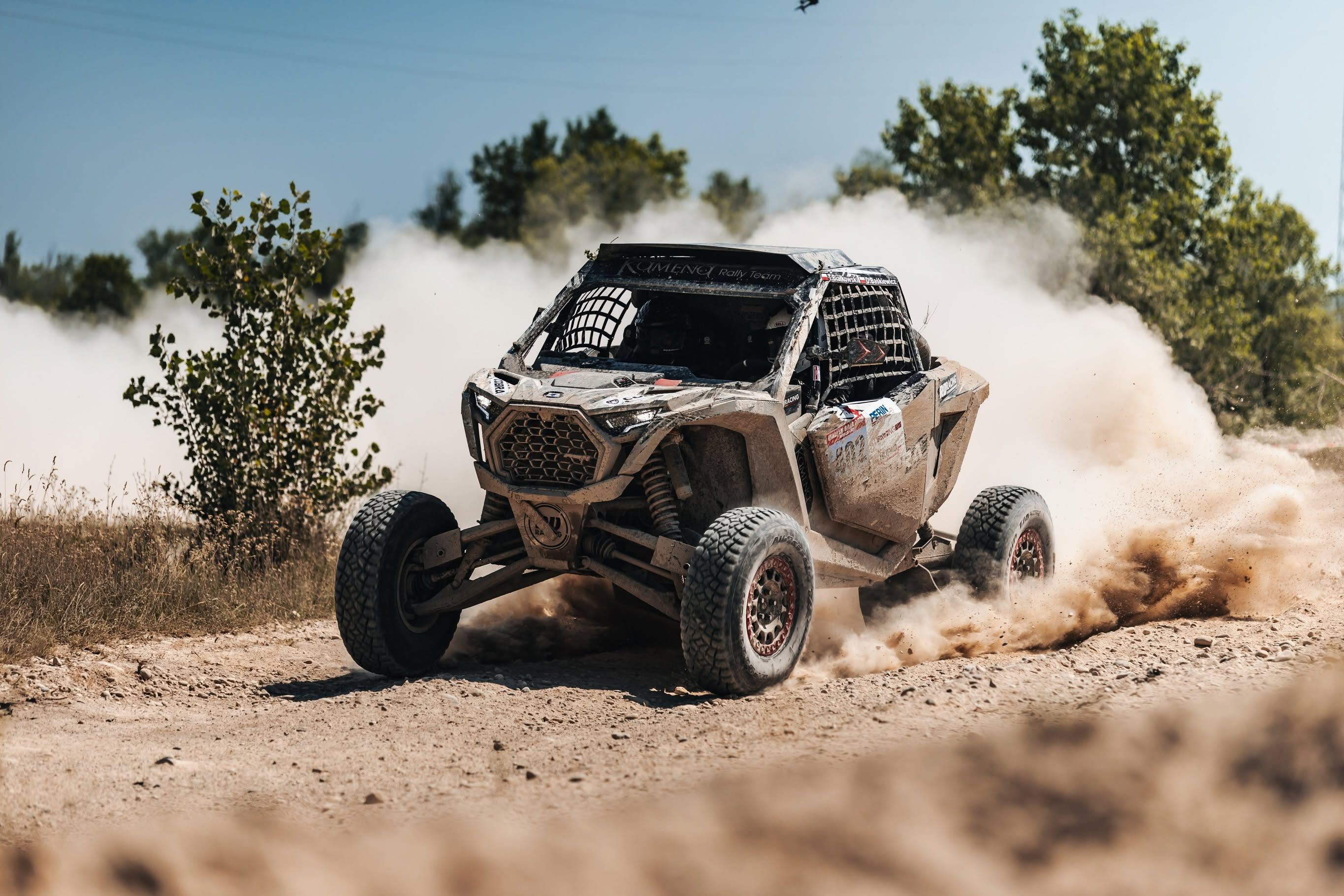 Zespół Kamena Rally Team na podium Italian Baja 2026. Drugie miejsce w Pucharze Świata SSV